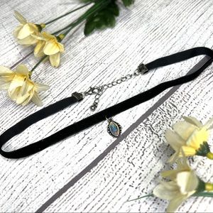 Forever 21 Velvet Diamond Choker Necklace